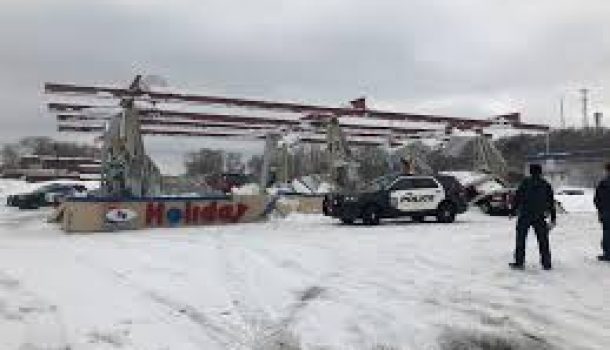 GAS…P! SNOW TO BLAME FOR GAS STATION CANOPY COLLAPSE