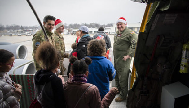 National Guard Celebrates Good “Claus”