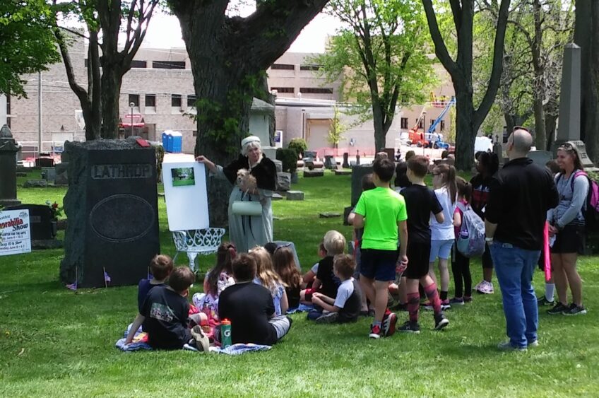 Cemetery Tours Planned