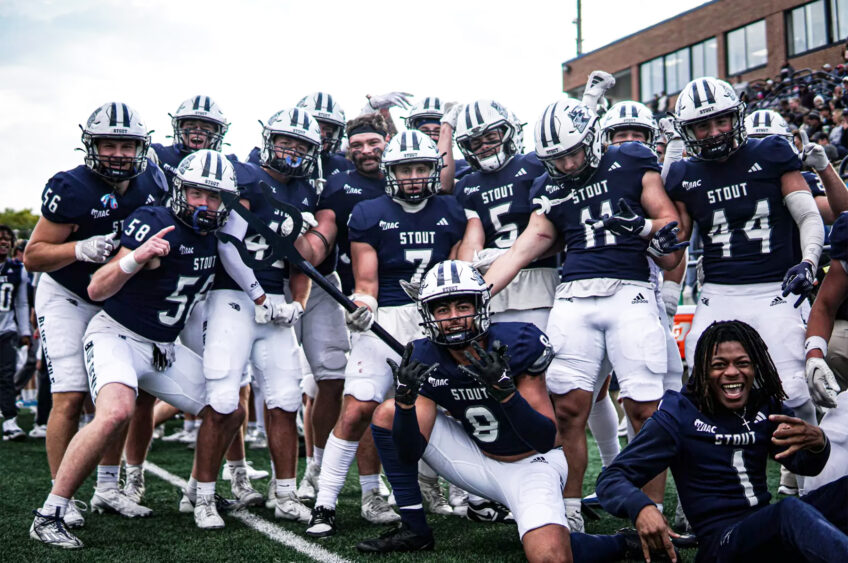Looking Local: Fall Sports Report Back to Campus Early