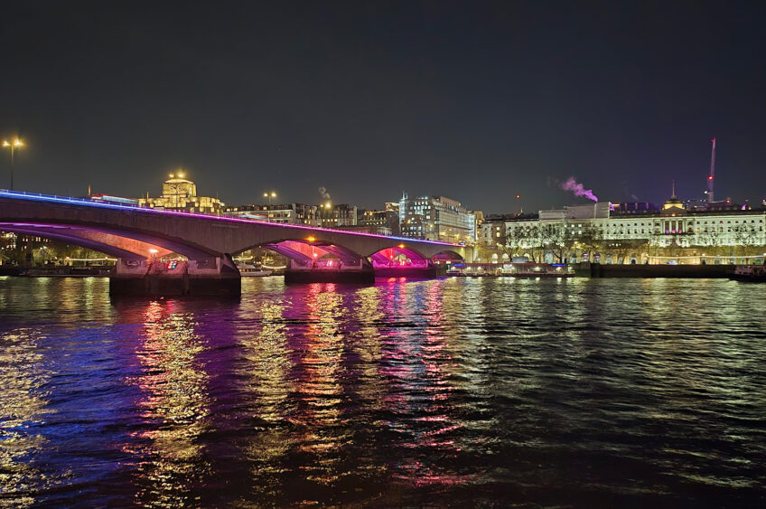 Looking Local: UW STOUT Students Discover the World of Shakespeare in Study Abroad